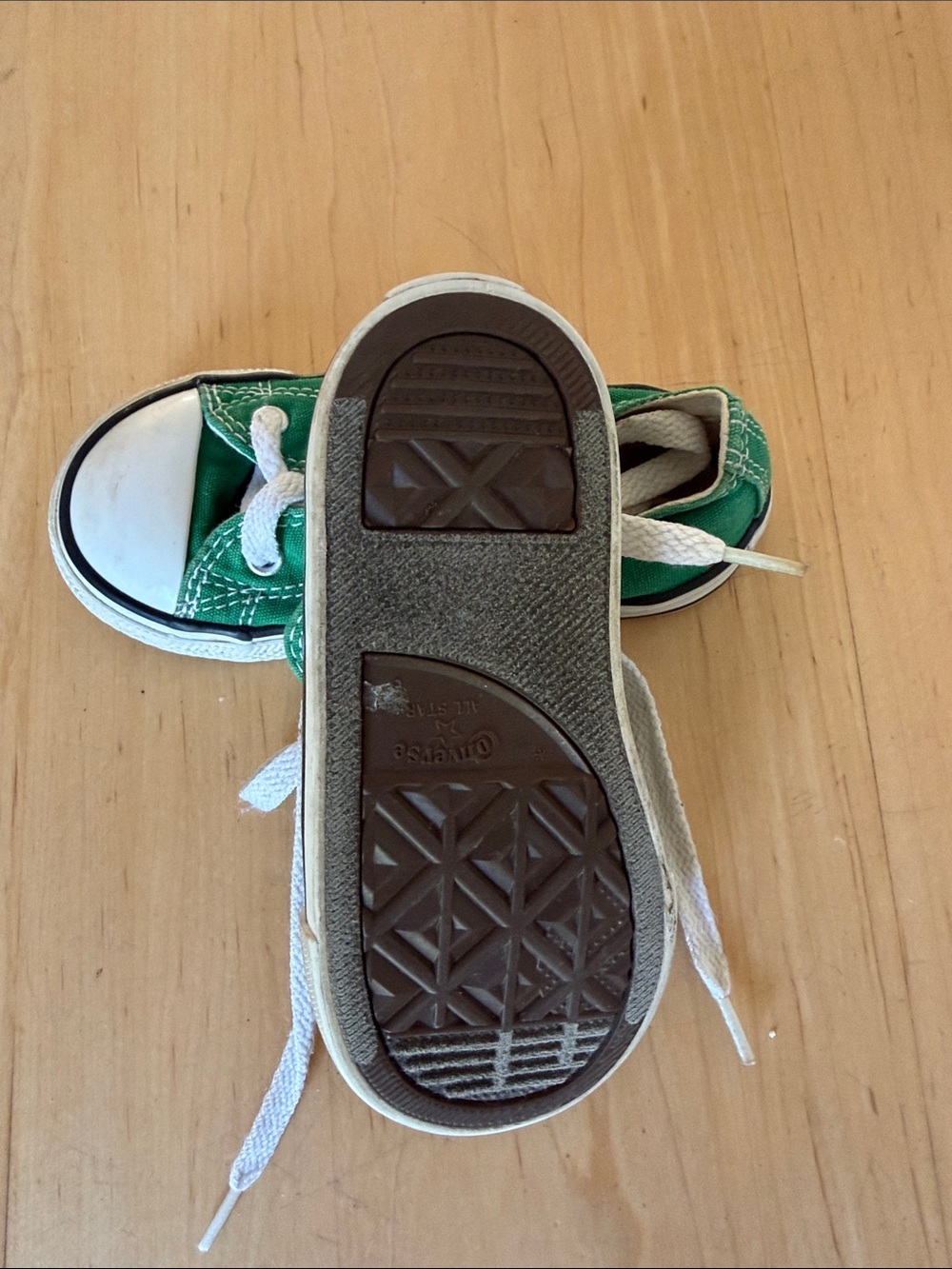 Converse Kids Green Canvas Low-Top Sneakers with White Accents - Picture 6 of 6